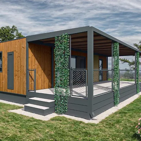 Maistra Koversada Covered Mobile Homes * Vrsar