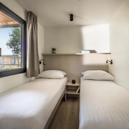Maistra Koversada Covered Mobile Homes Vrsar