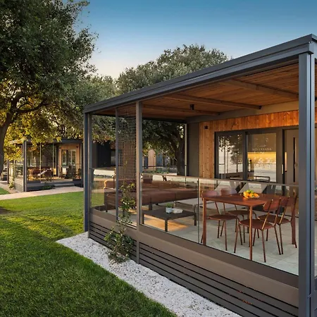 Maistra Koversada Covered Mobile Homes 4* 브르사르