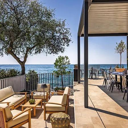 Maistra Koversada Covered Mobile Homes 홀리데이파크 브르사르