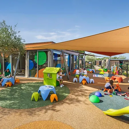 Maistra Koversada Covered Mobile Homes 4* 브르사르